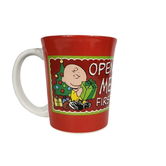 Charlie Brown Snoopy Christmas Gift Coffee Mug Cup - Picture 2 of 6